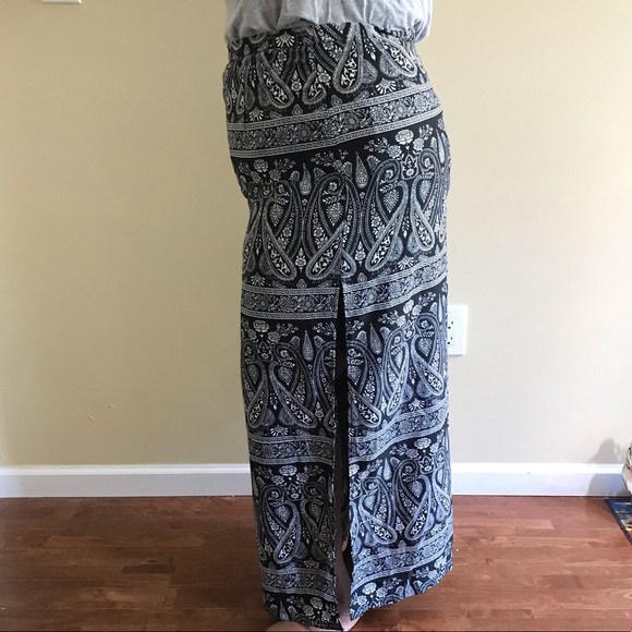 NWT Harmony & Havoc Paisley Pattern Maxi Skirt  XL - Picture 6 of 7